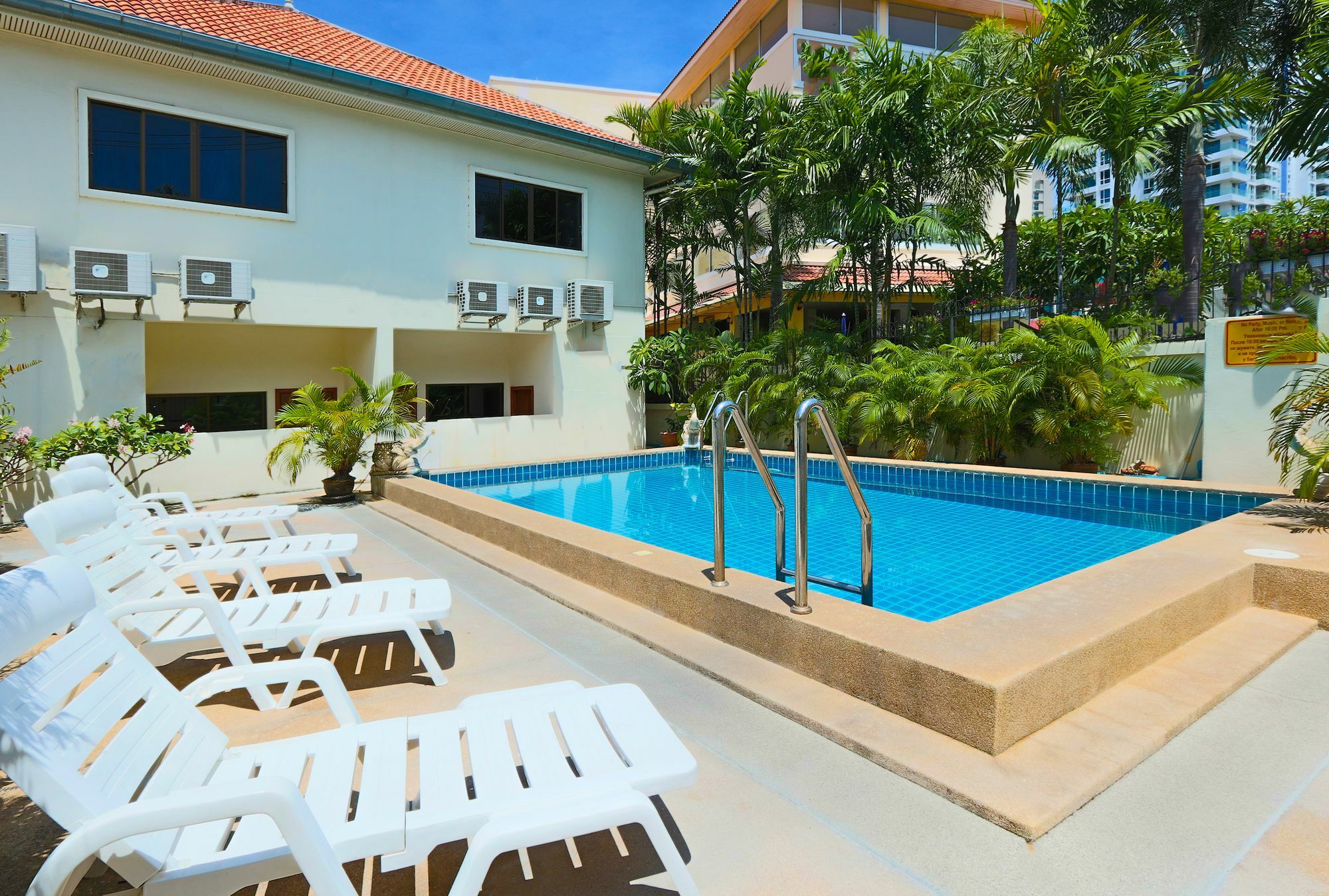 Ashford Villas Cosy Beach Pattaya Zewnętrze zdjęcie