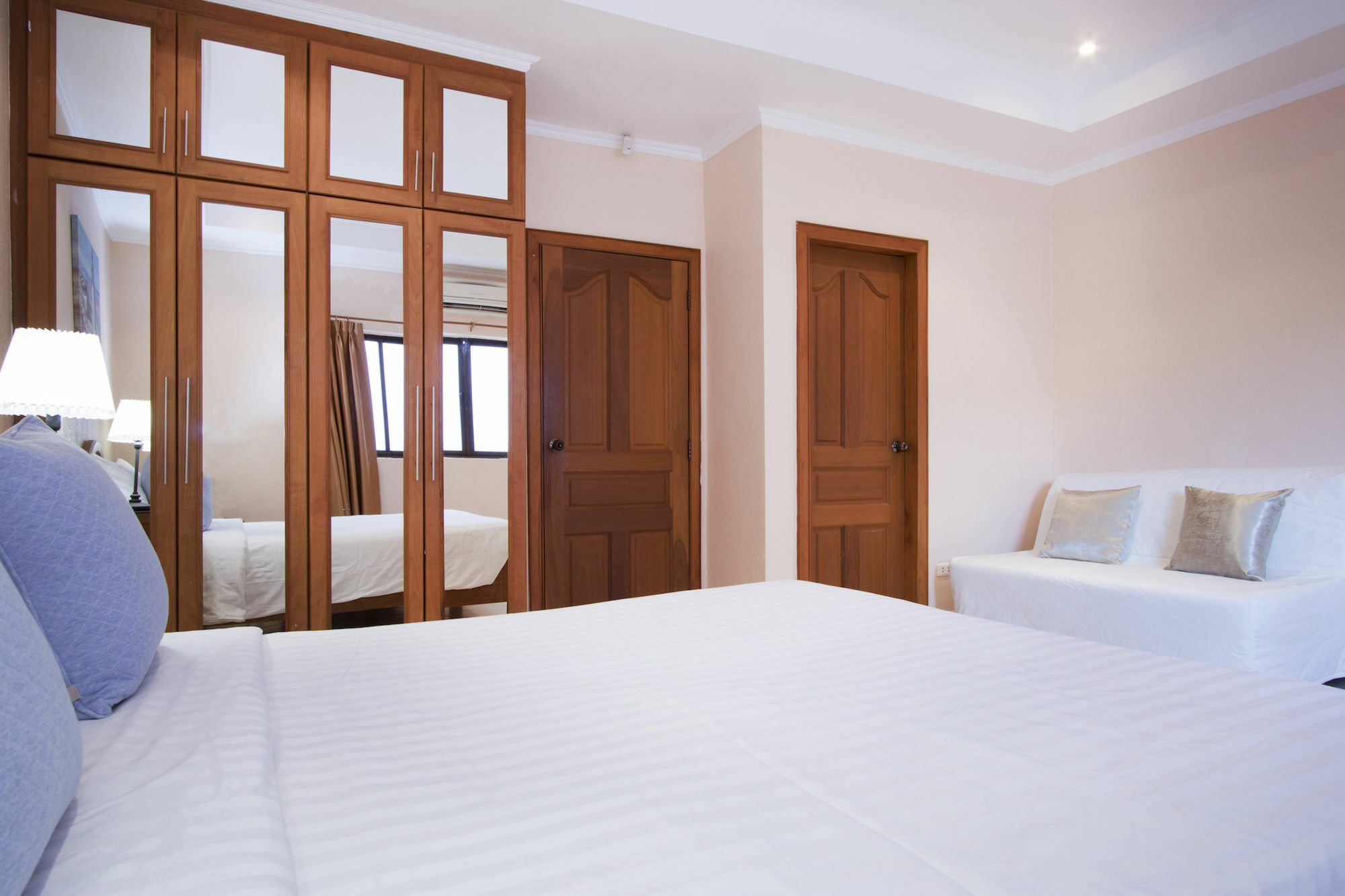 Ashford Villas Cosy Beach Pattaya Zewnętrze zdjęcie